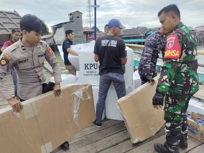 KPU Kutim Distribusikan Logistik Pemilu di 18 Kecamatan dengan Aman dan Kondusif